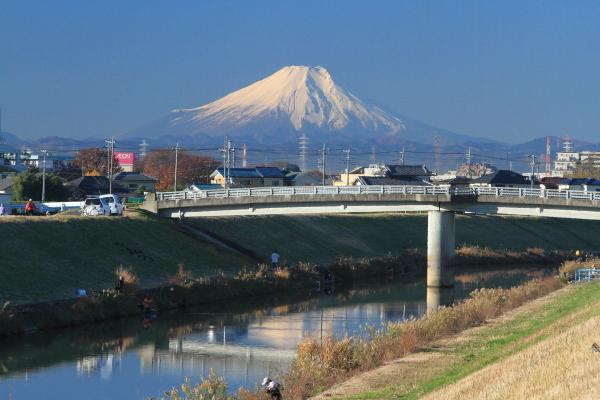 東大久保橋からの富士山