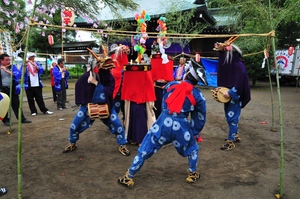 南畑八幡神社獅子舞