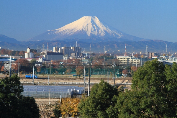 富士見市南畑排水機場からの富士山