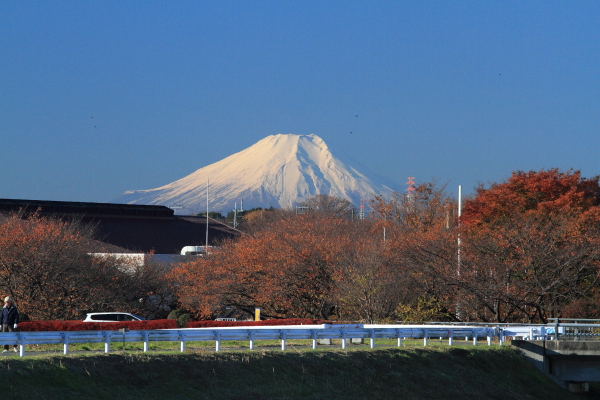 蛇島調節池からの富士山