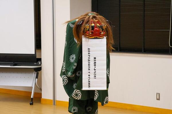 獅子舞いの様子