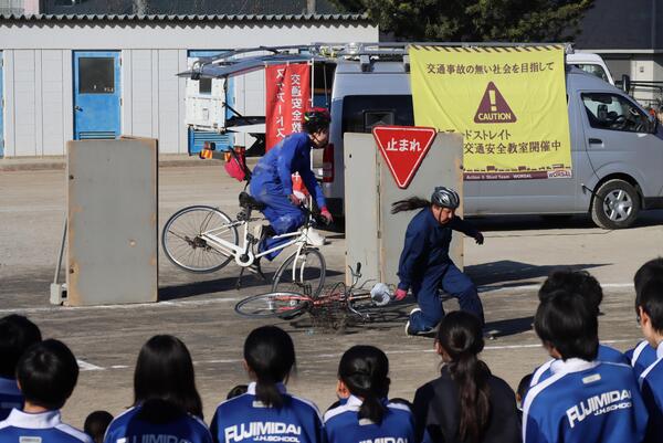 富士見台中学校の交通安全教室の写真