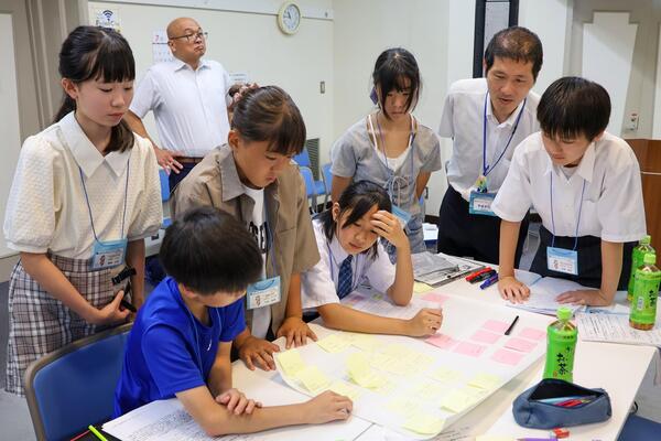 話し合いの様子