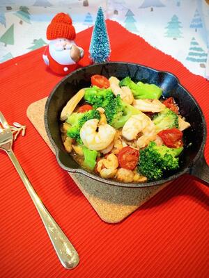 エビとブロッコリーのオイル煮