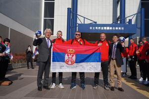 激励セレモニーの写真4