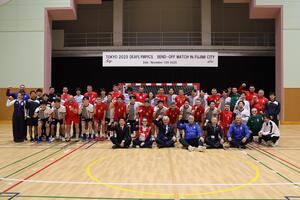 壮行試合の集合写真