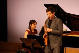 演奏中のおふたり