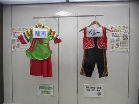 民族衣装試着（子ども向け）の写真